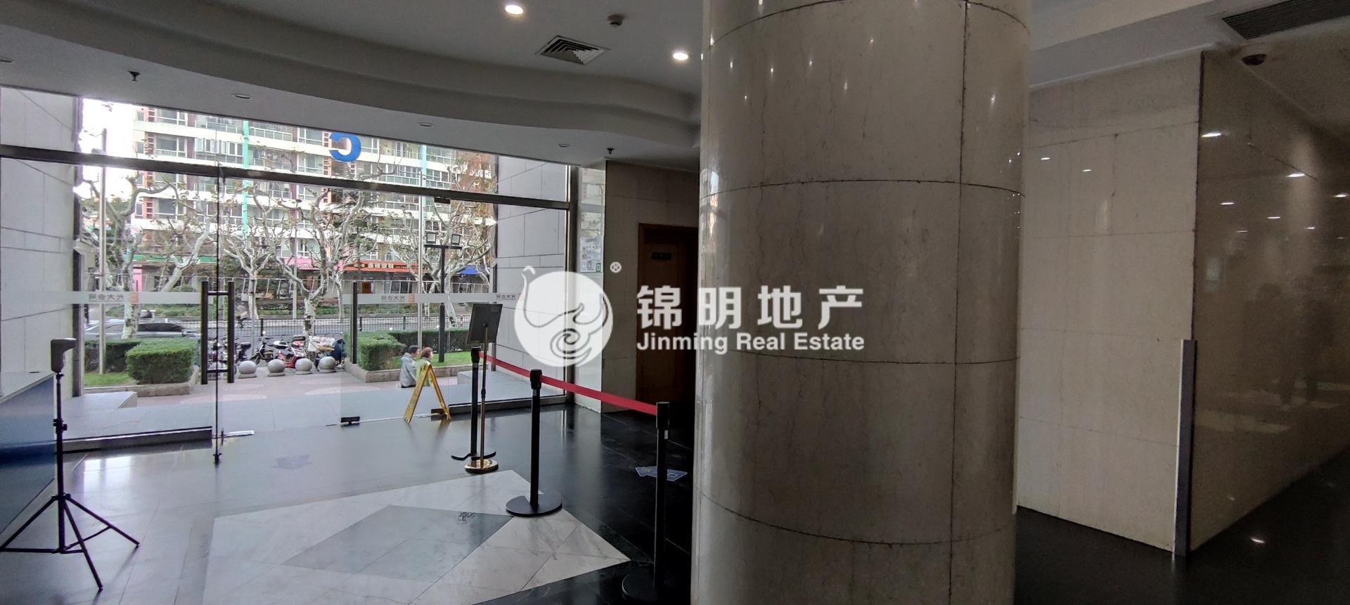 漕河泾光大会展中心96平米写字楼出租